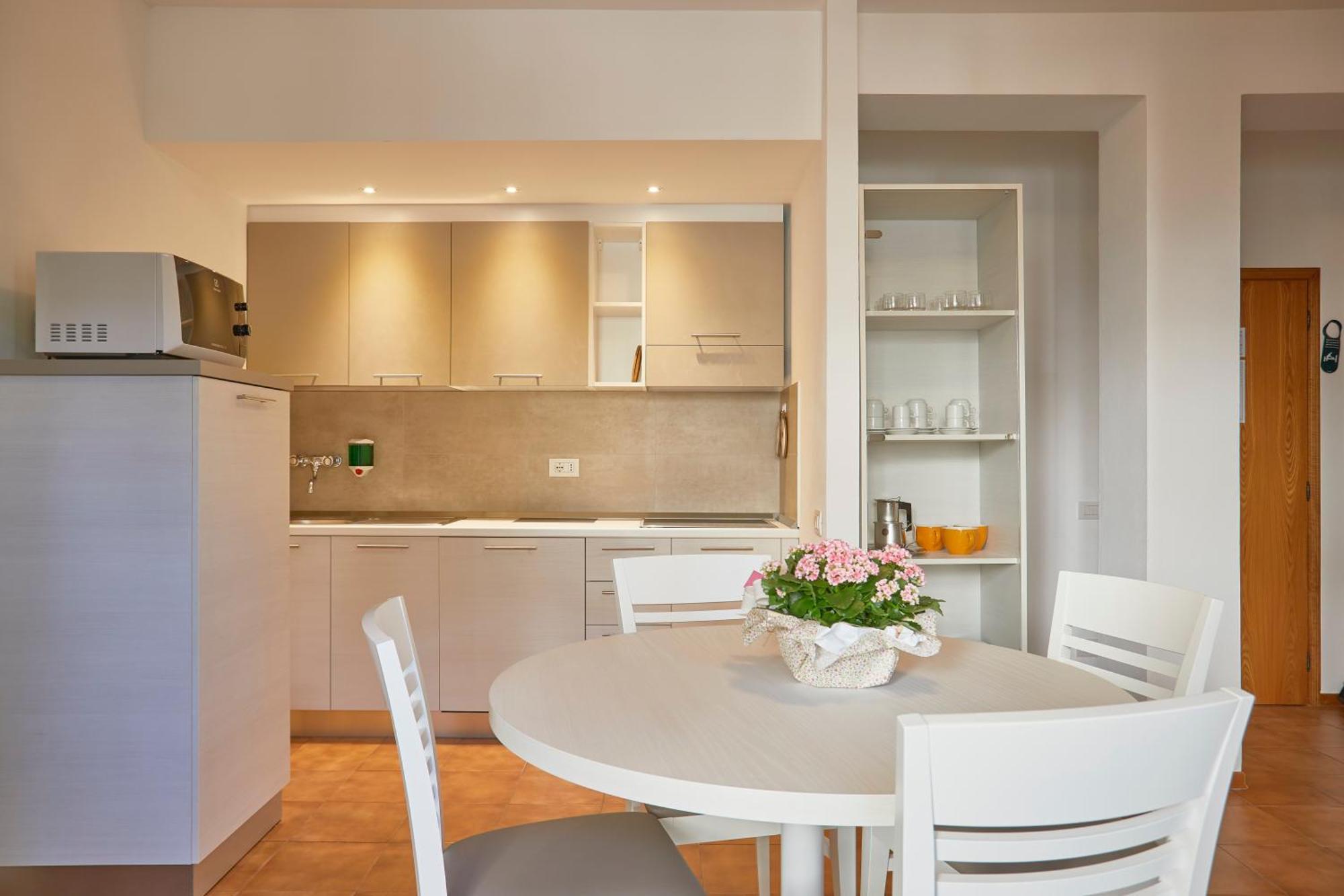 Residence Piccolo Milano Marittima Exterior foto